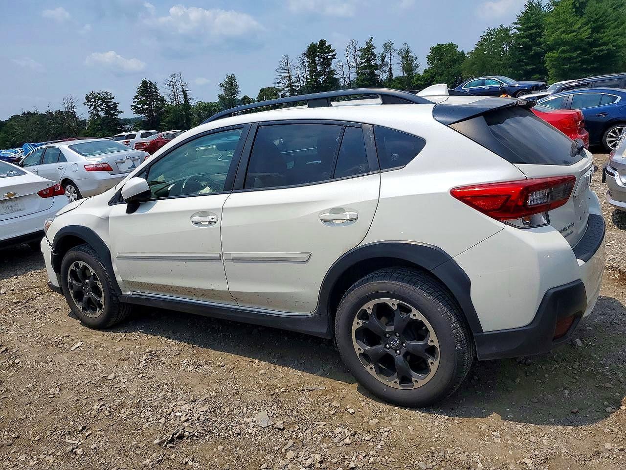 2021 Subaru Crosstrek Premium - Фото 2