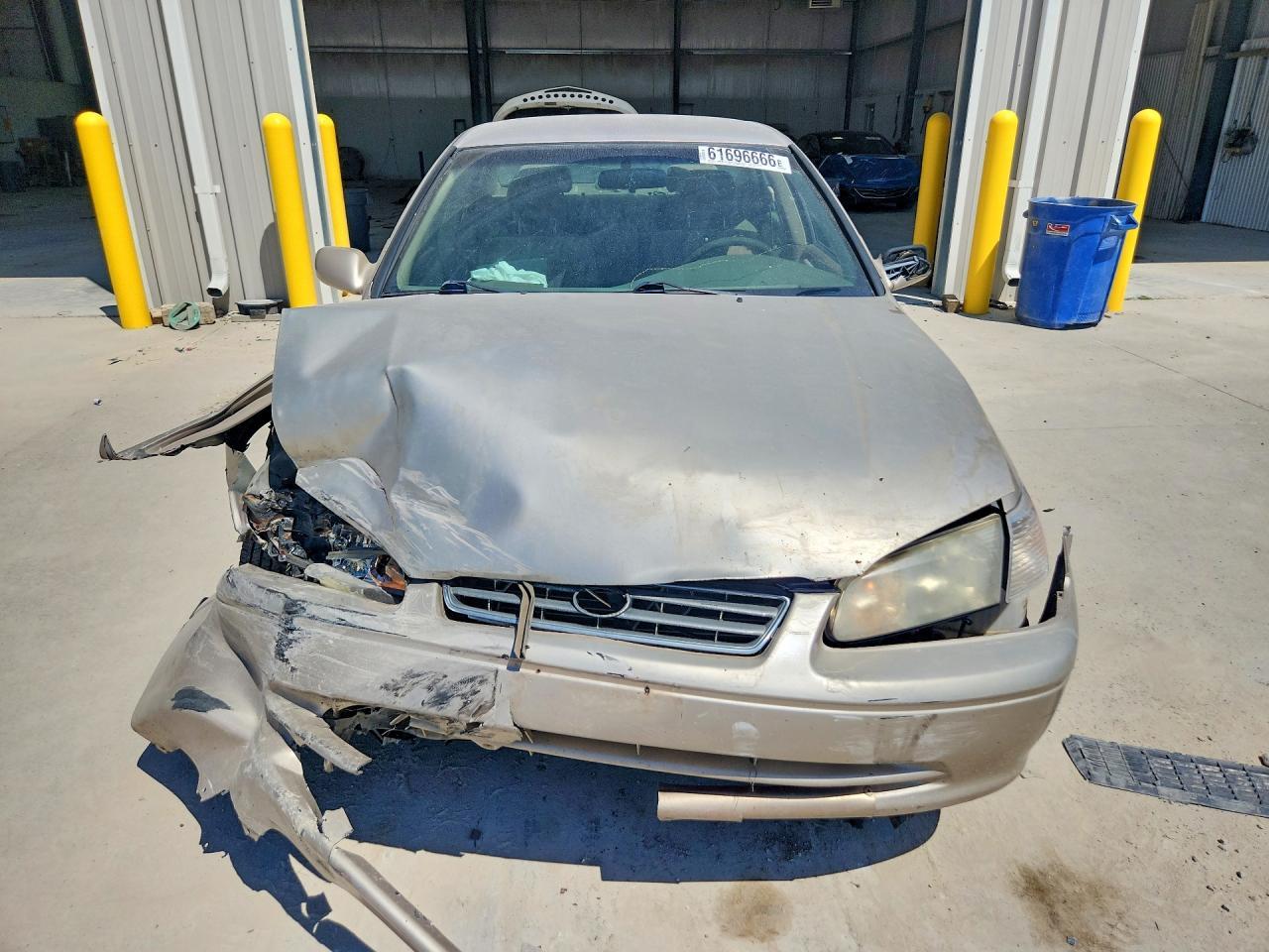 2001 Toyota Camry Ce - Image 5