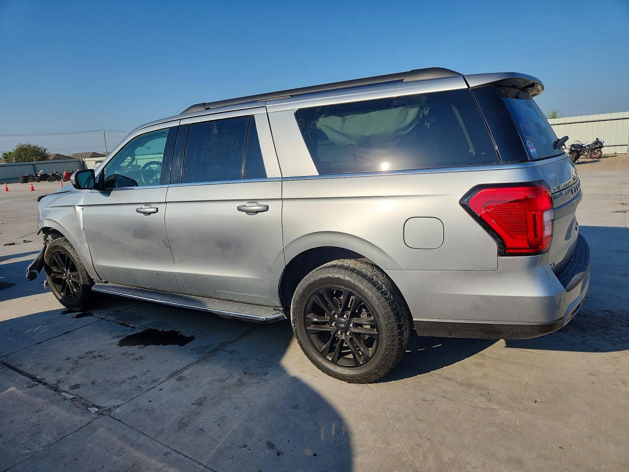 2024 Ford Expedition Max Xlt - Фото 2