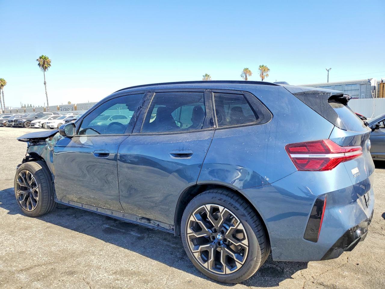 2026 BMW X3 30 xDrive - Фото 2