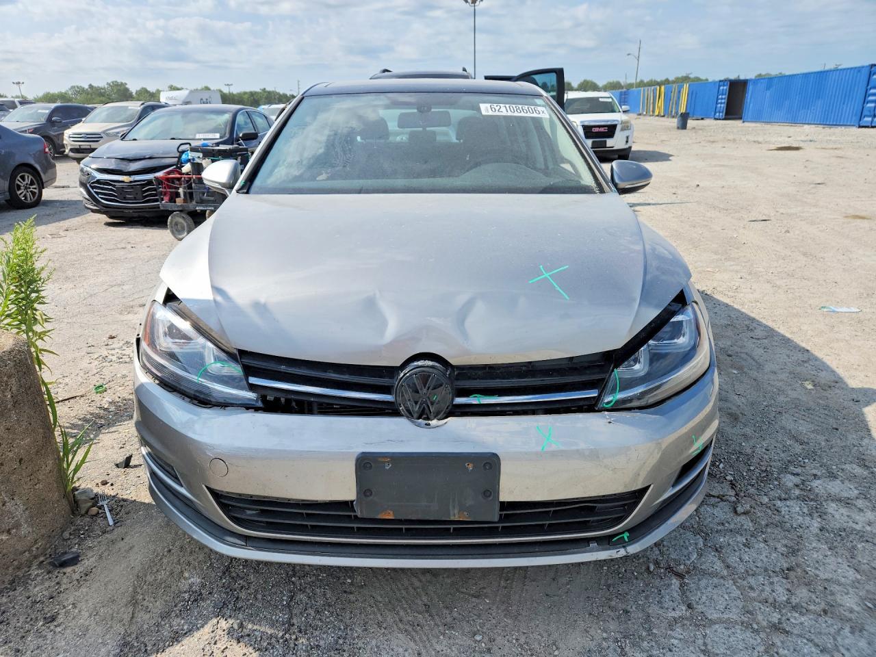 2015 Volkswagen Golf - Image 5