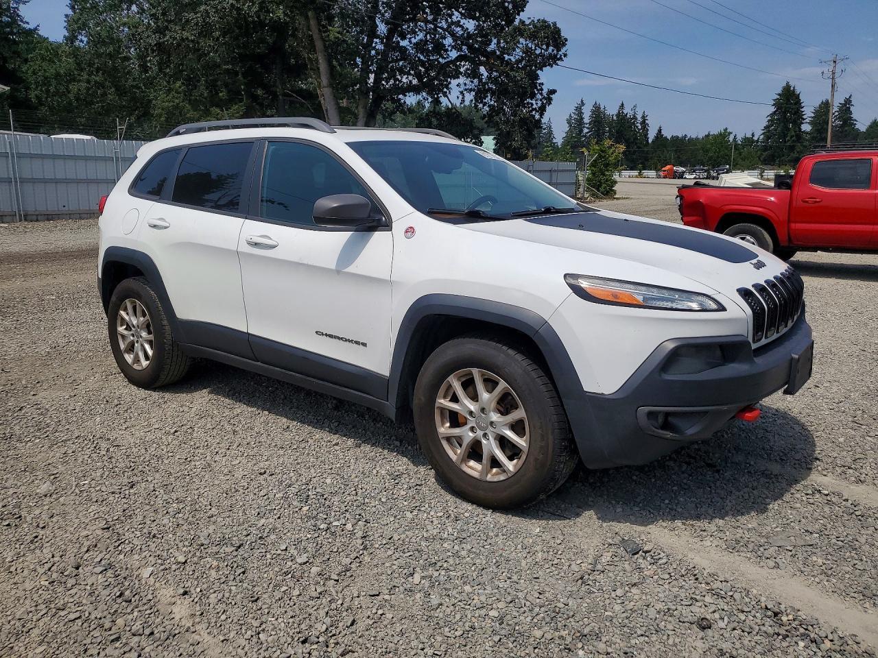 2014 Jeep Cherokee Trailhawk - Image 4