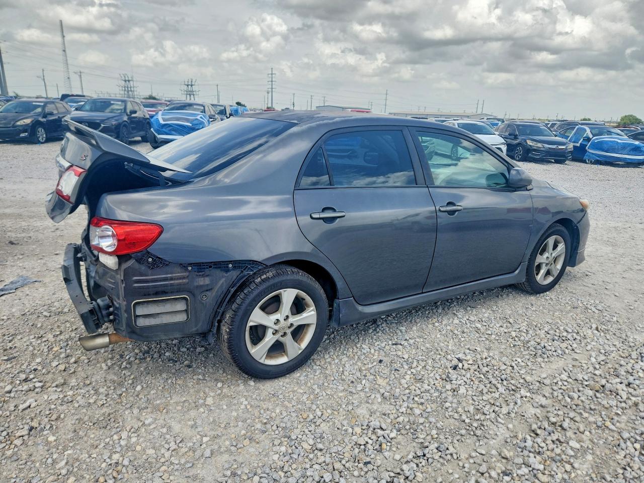 2011 Toyota Corolla - Image 3
