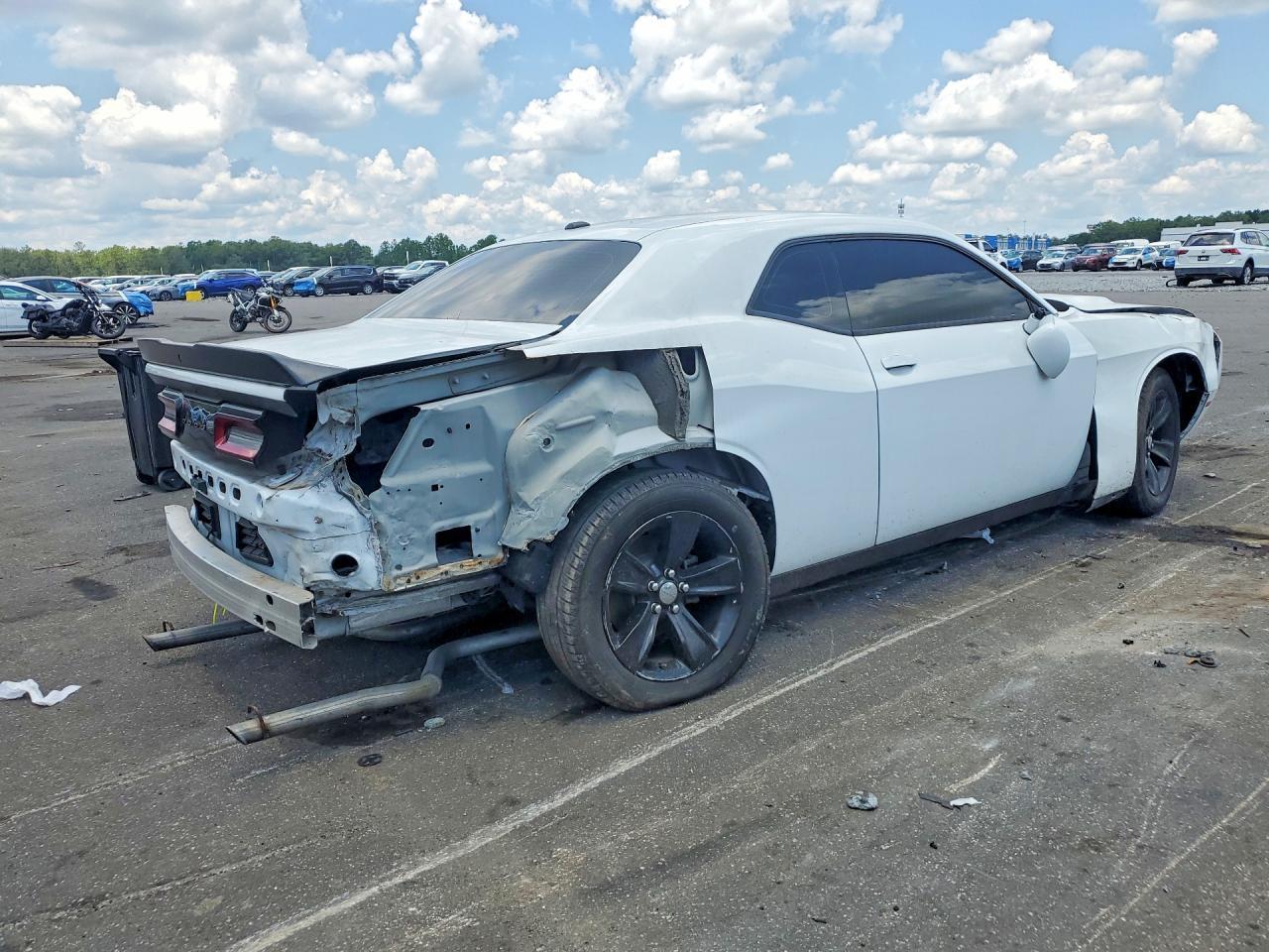 2021 Dodge Challenger Sxt - Image 3