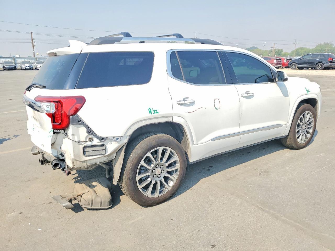2021 GMC Acadia Denali - Фото 3