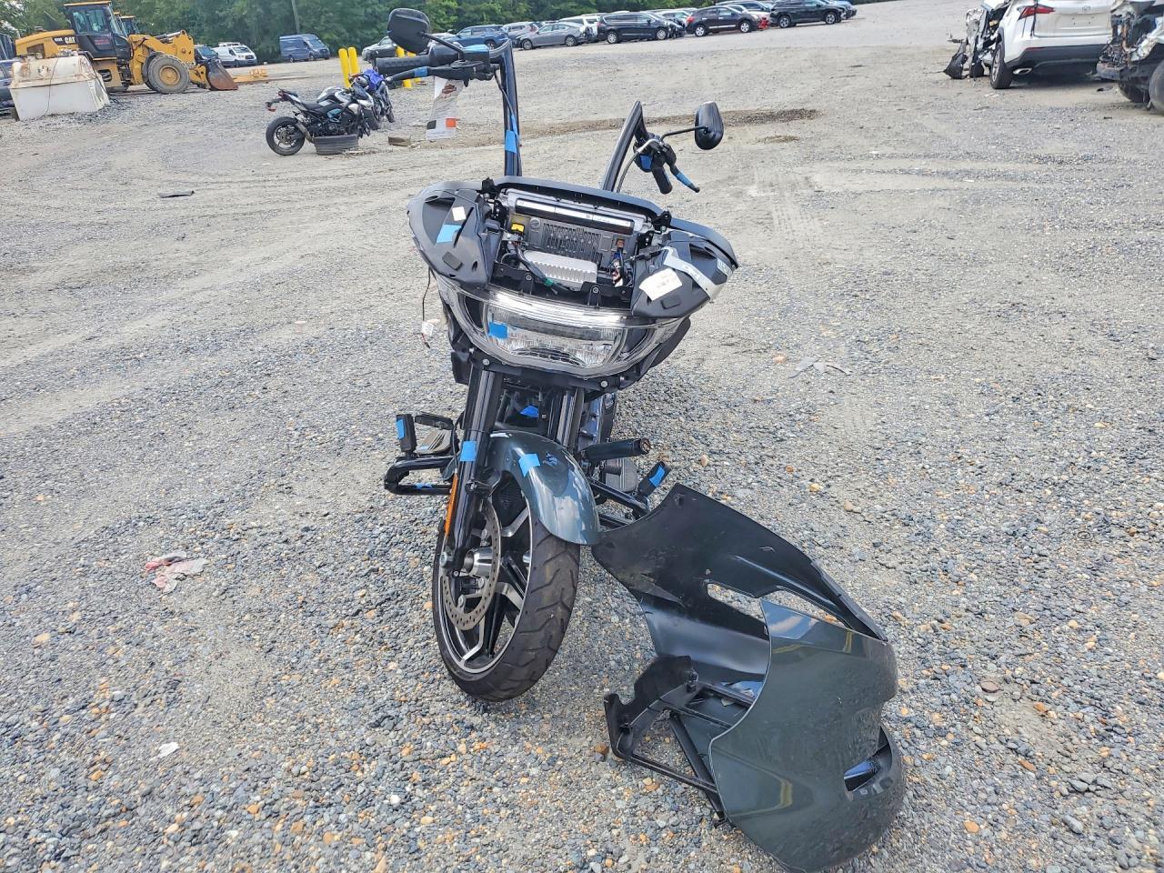 2025 Harley-Davidson Fltrx - Фото 2