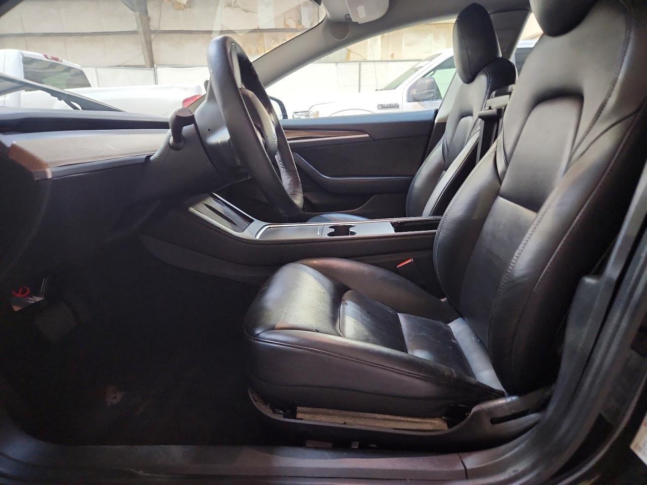 2022 Tesla Model 3 - Фото 7