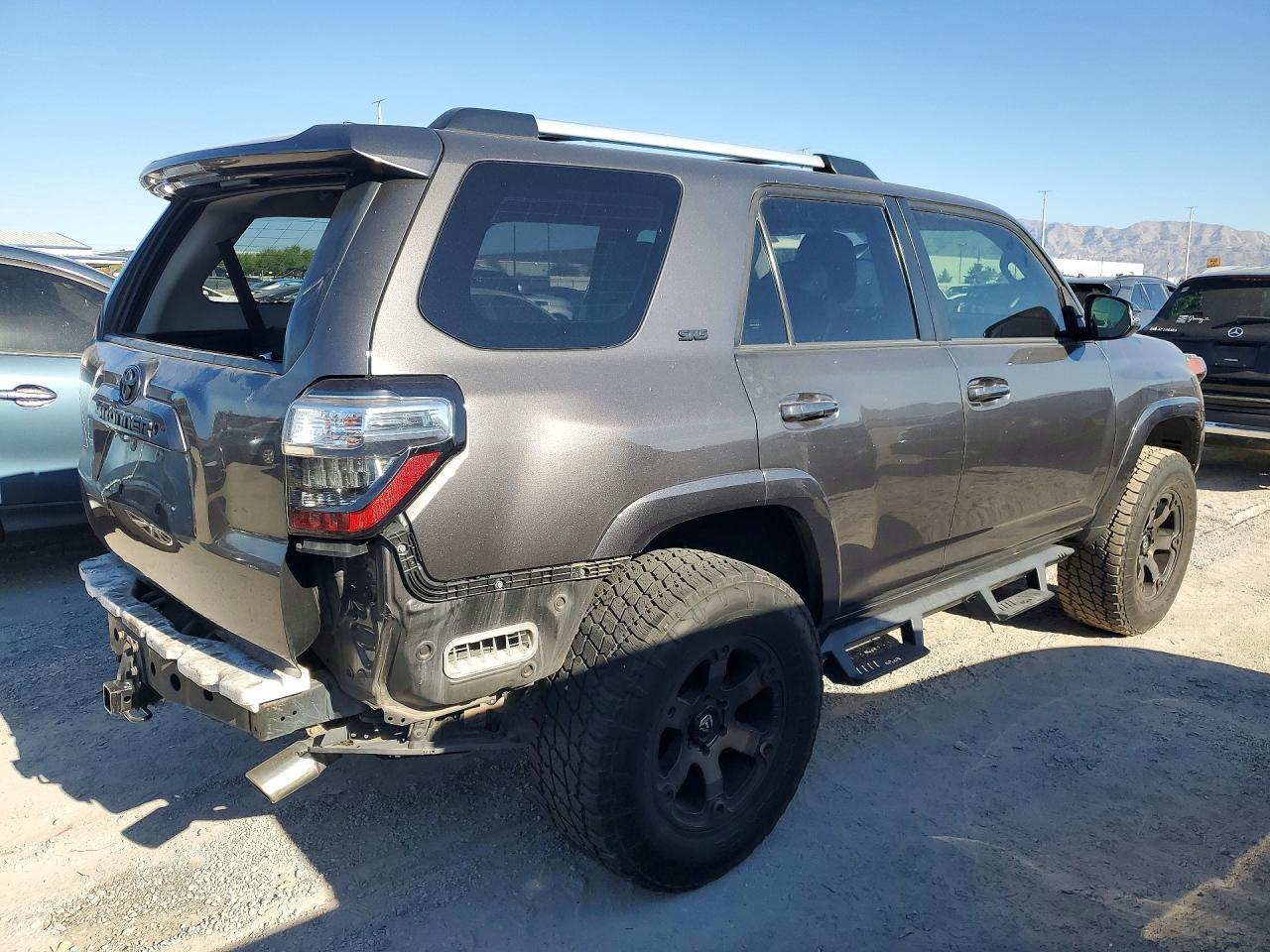 2019 Toyota 4Runner Sr5 Premium - Фото 3