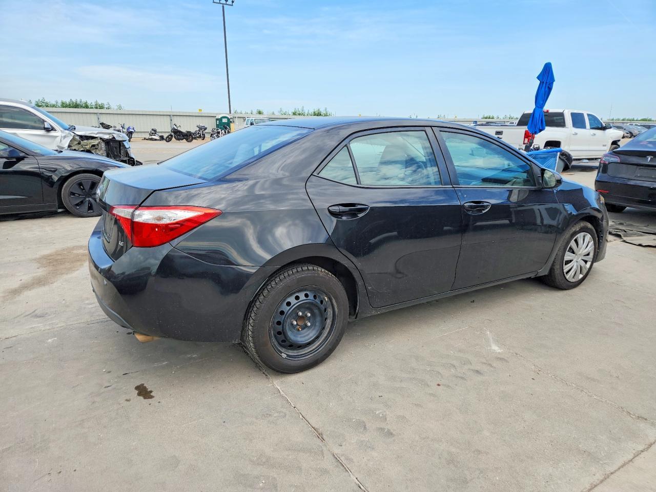 2017 Toyota Corolla Le - Фото 3
