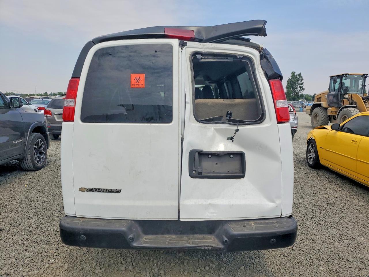 2025 Chevrolet Express G3500 Ls - Фото 6