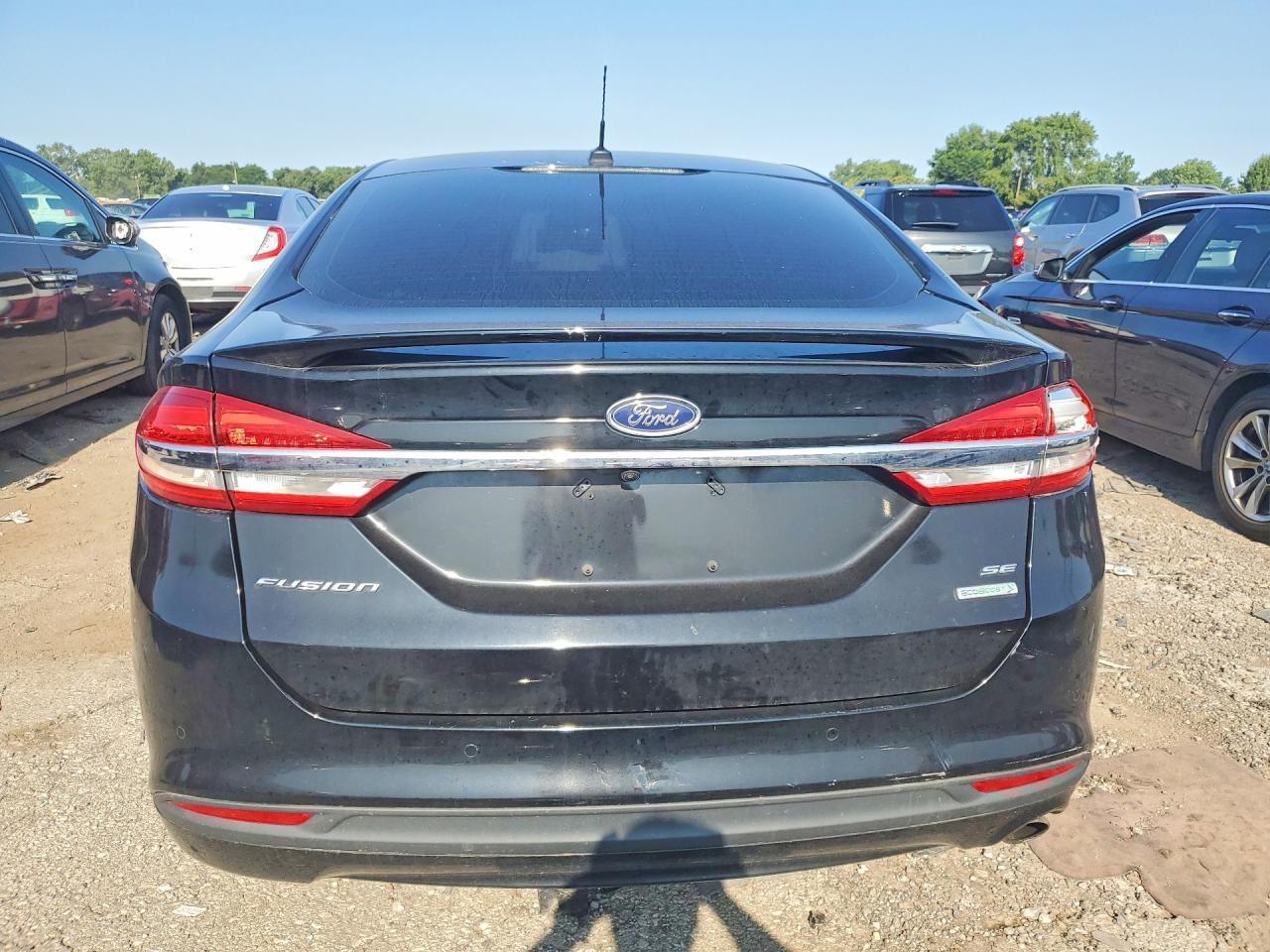 2017 Ford Fusion Se - Фото 6