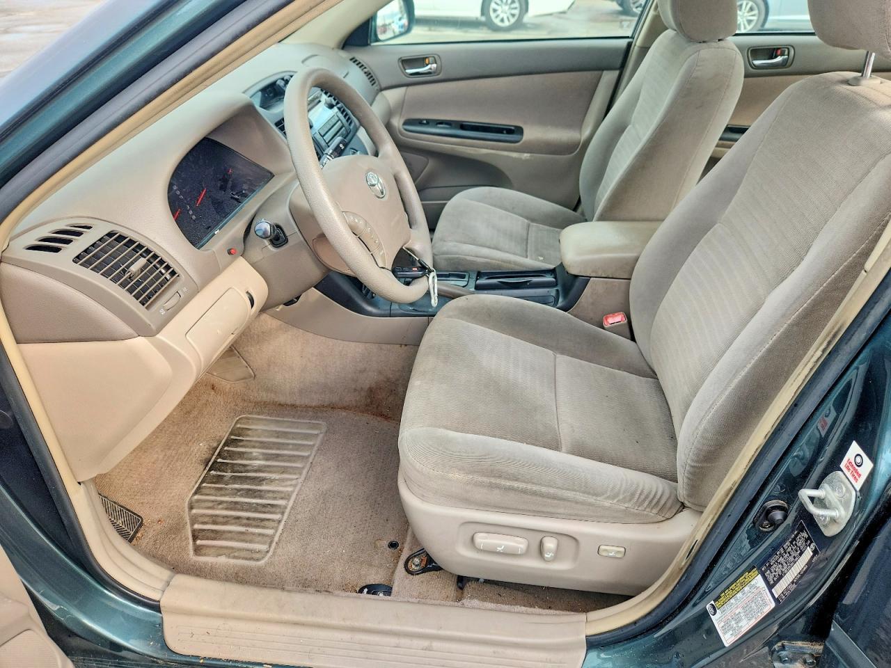 2006 Toyota Camry Le - Image 7