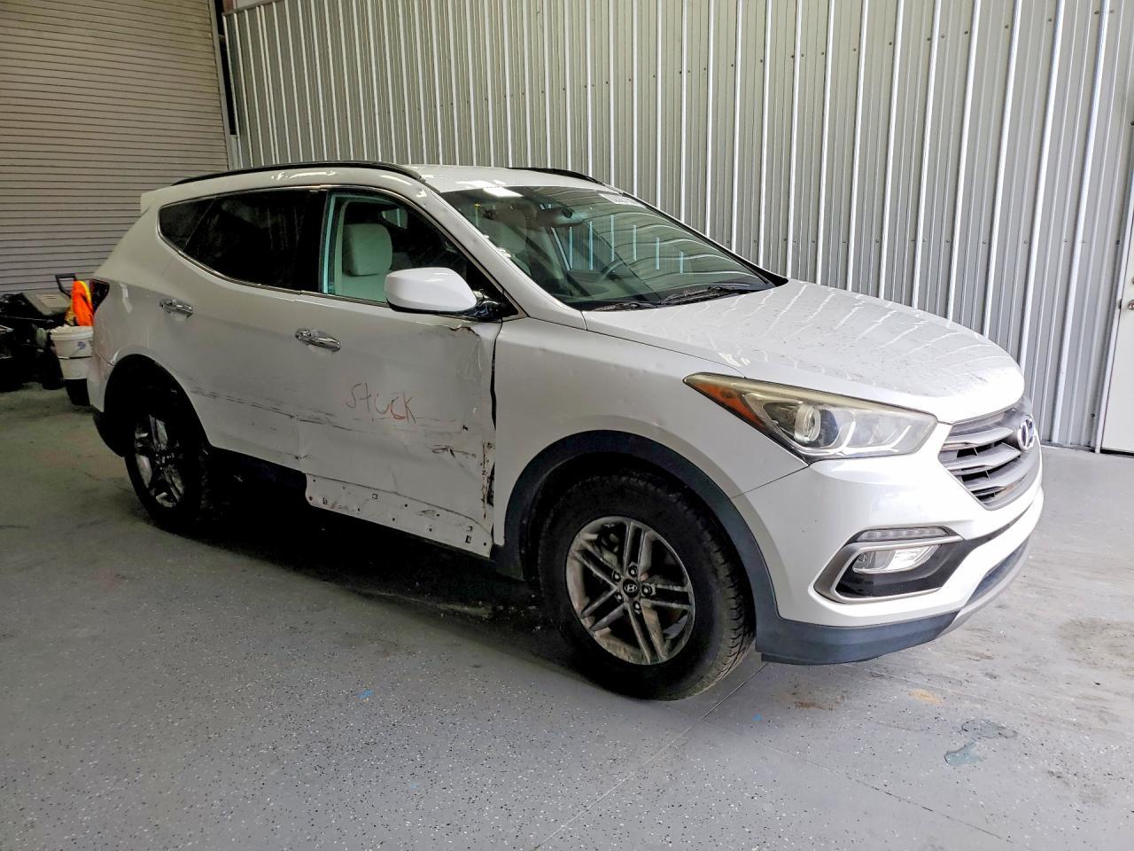 2017 Hyundai Santa Fe Sport 2.4L - Image 4