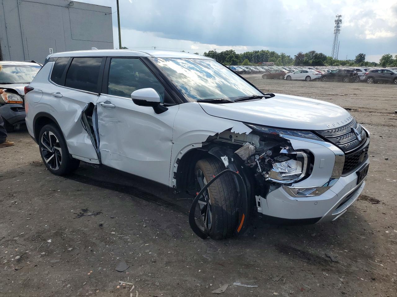 2024 Mitsubishi Outlander Se - Фото 4