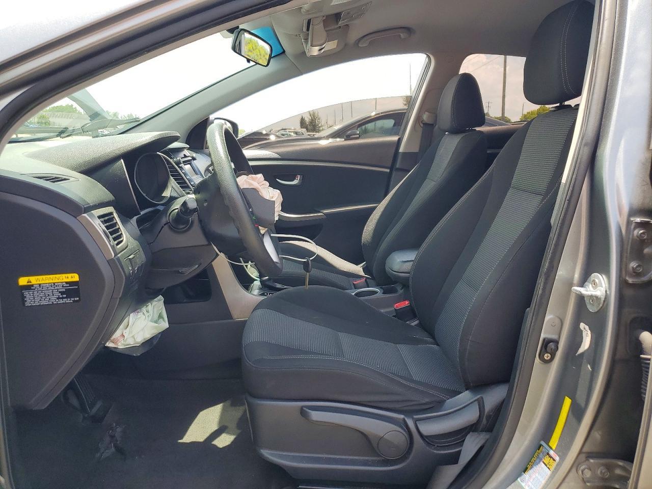 2017 Hyundai Elantra Gt Base - Фото 7
