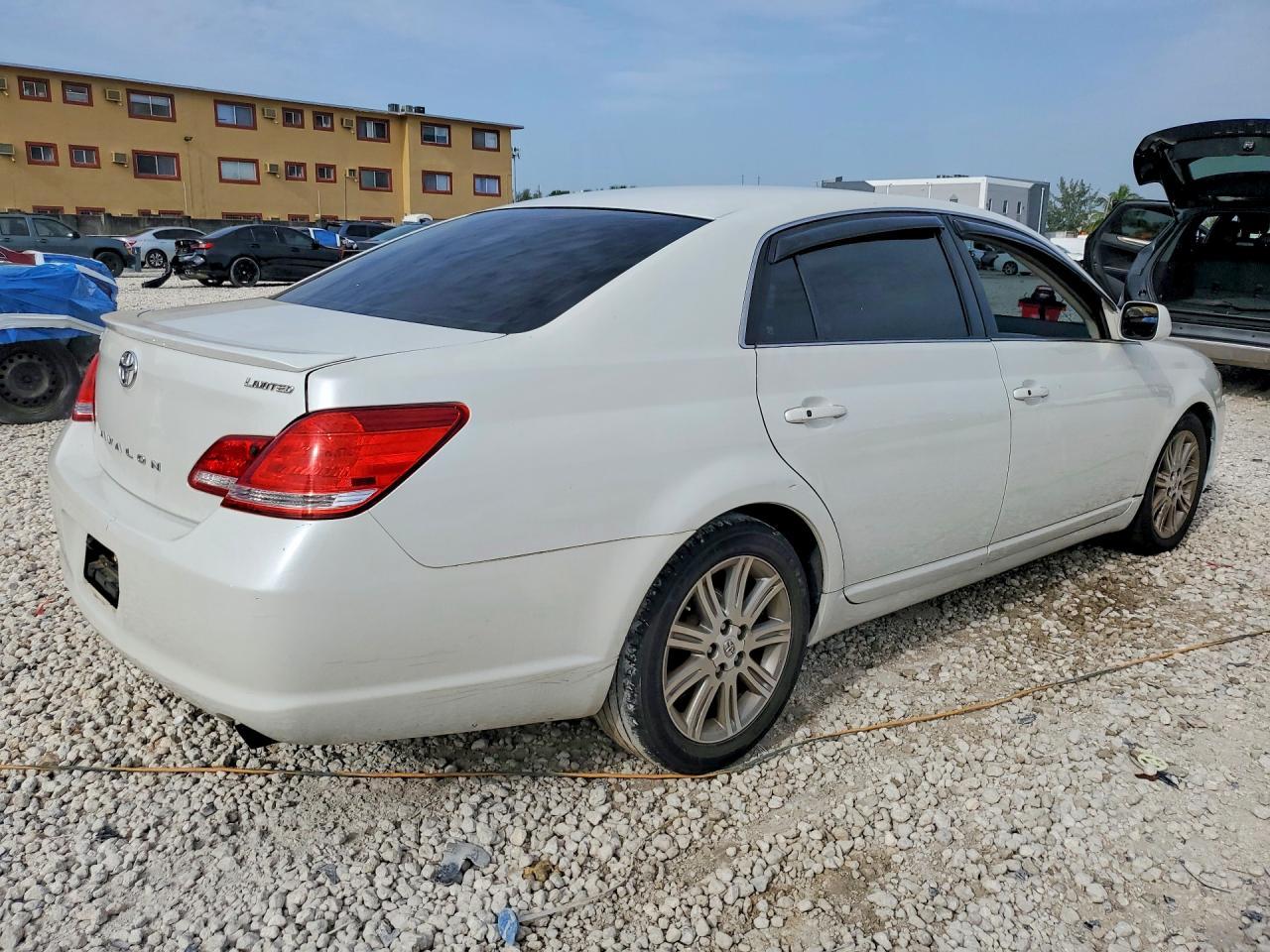 2007 Toyota Avalon Limited - Фото 3