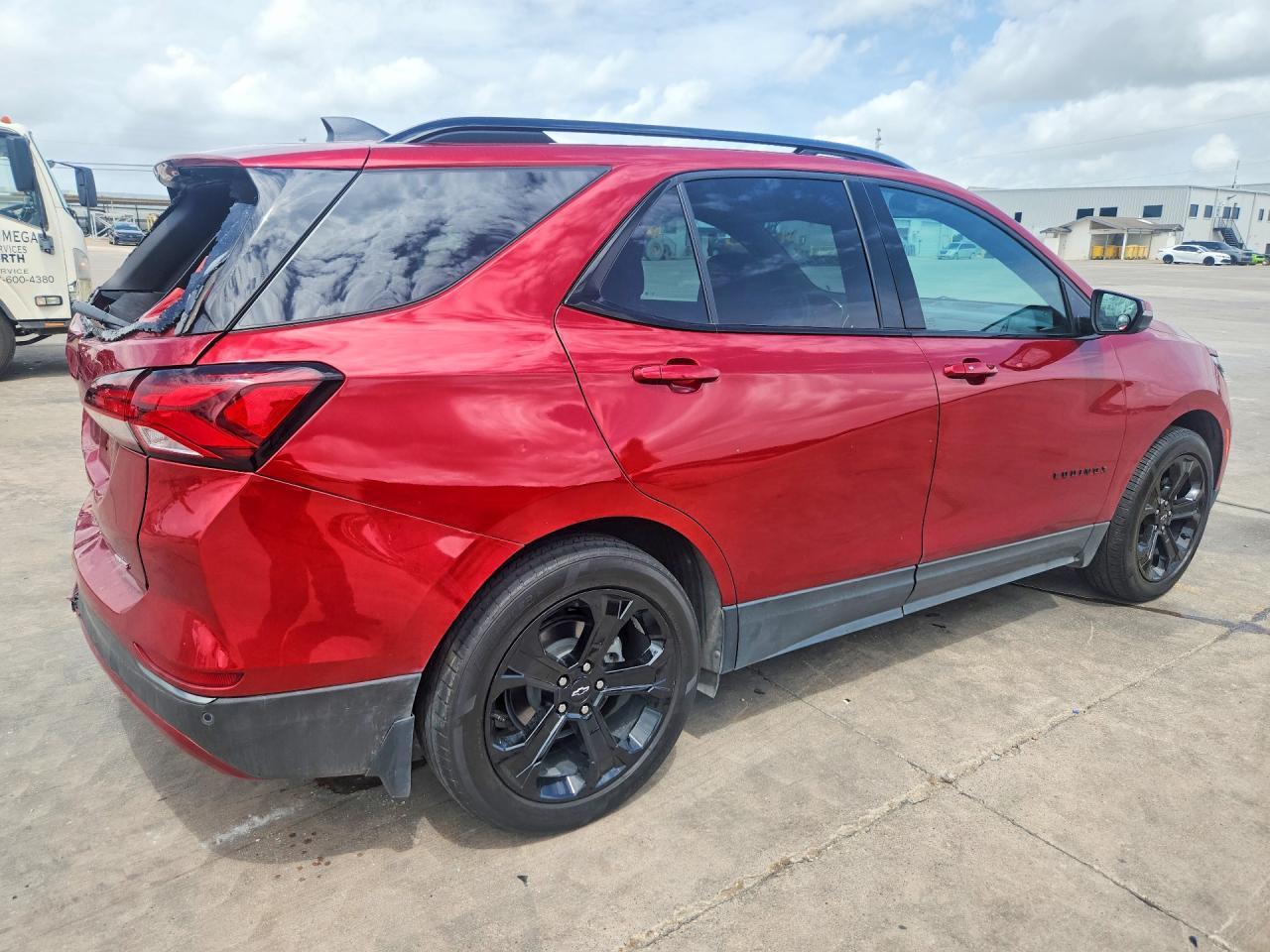 2023 Chevrolet Equinox Rs - Image 3