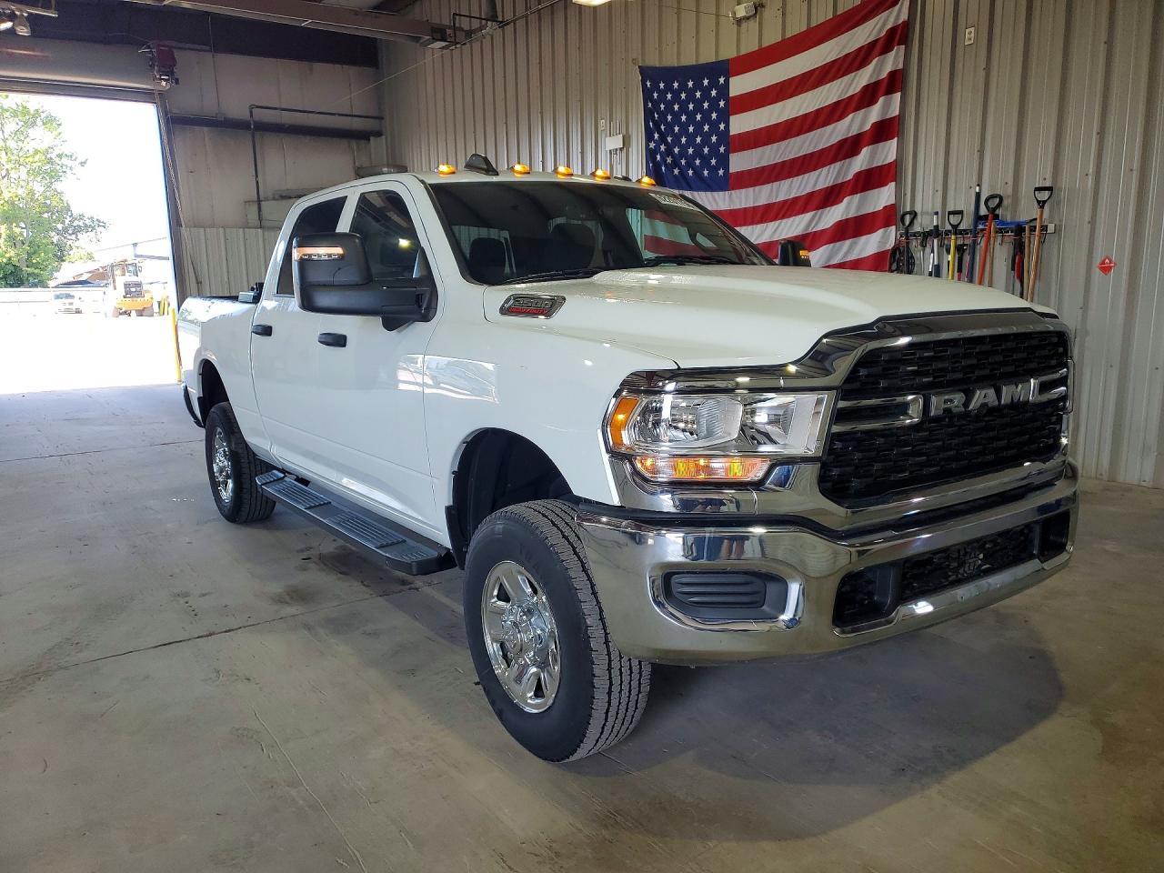 2024 Ram 2500 Tradesman - Фото 4