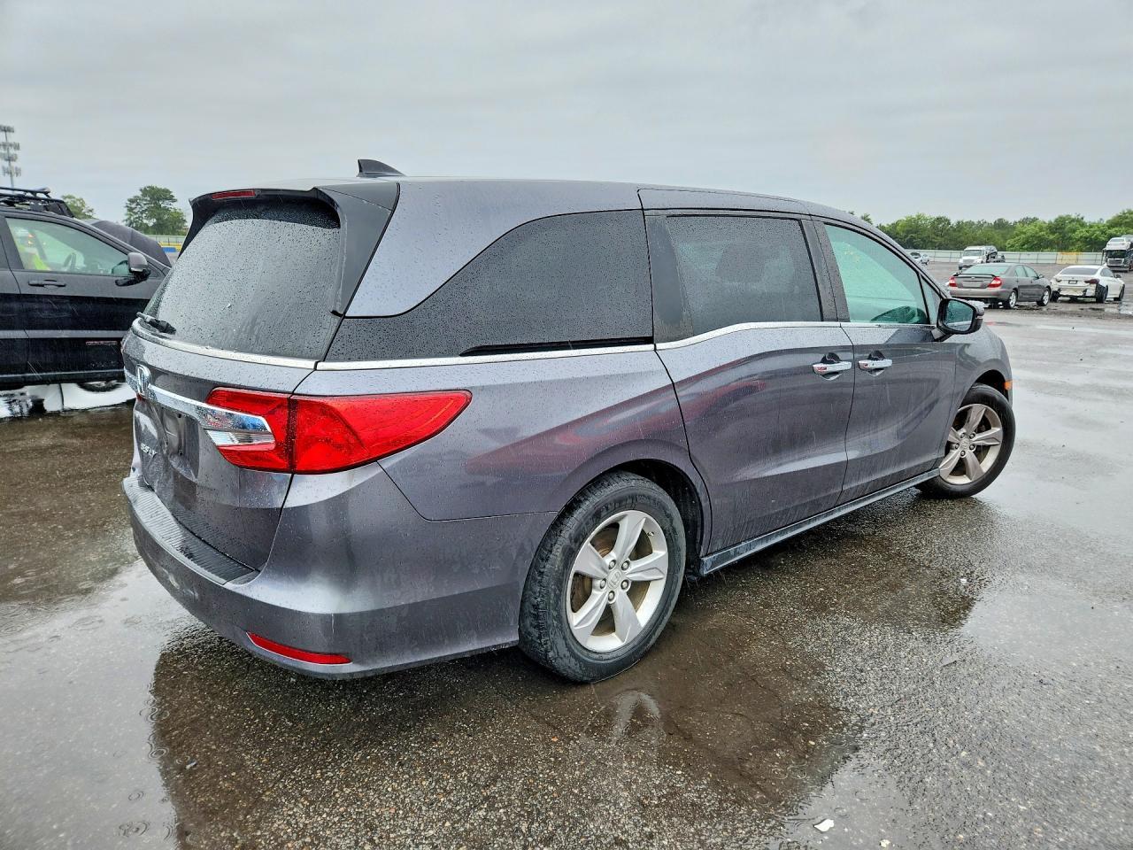 2018 Honda Odyssey Ex - Фото 3