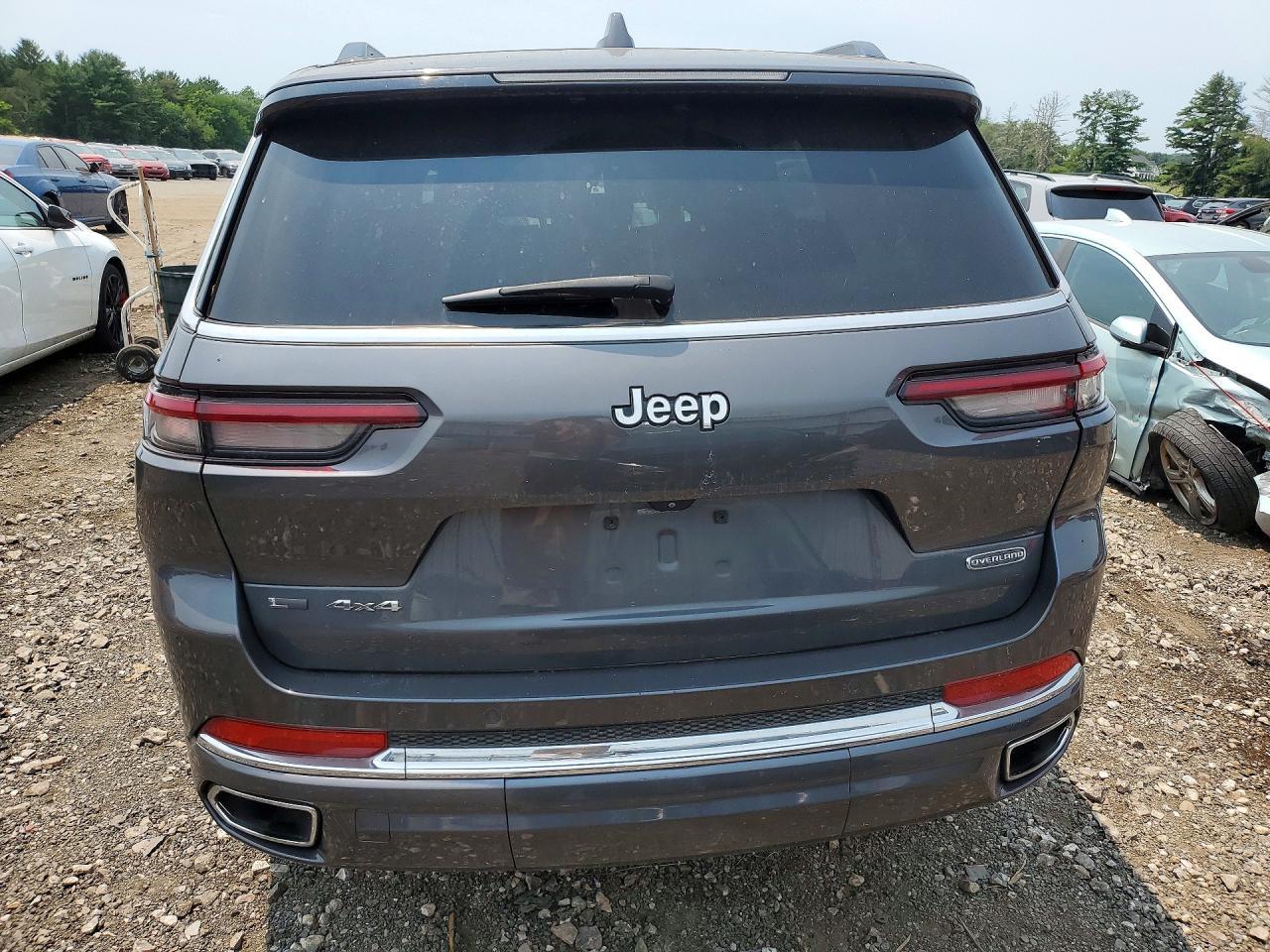 2021 Jeep Grand Cherokee L Overland - Image 6