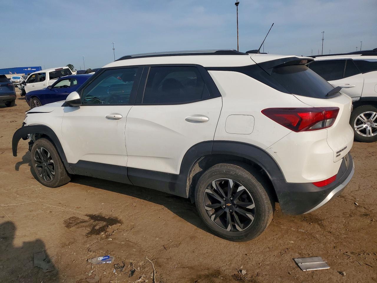 2021 Chevrolet Trailblazer Lt - Фото 2