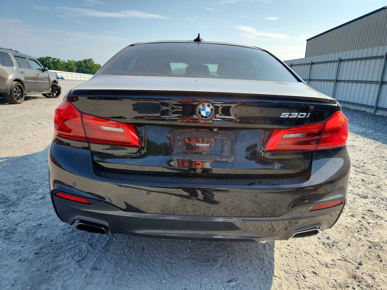 2020 BMW 530 I - Фото 6