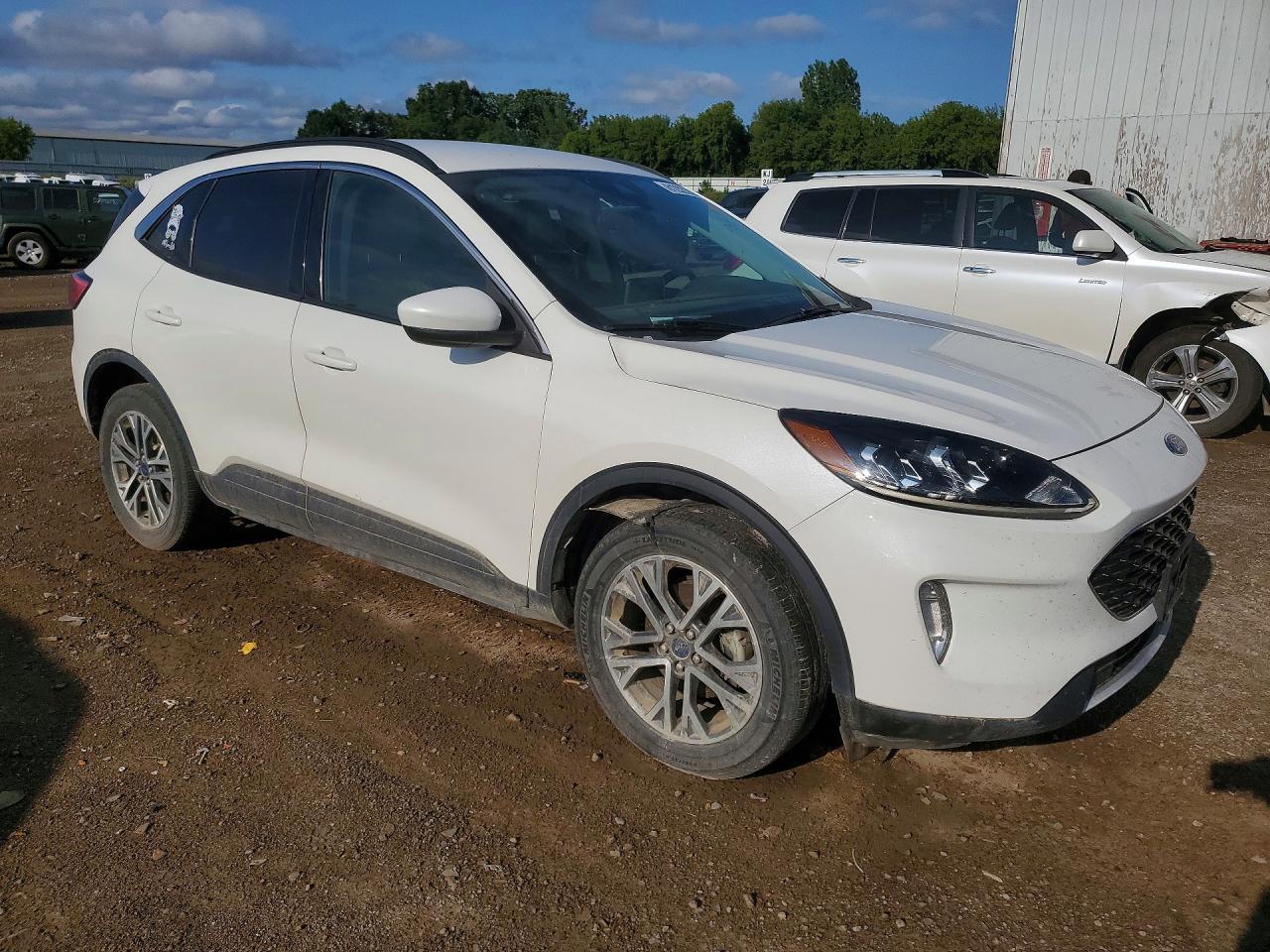 2021 Ford Escape Sel - Фото 4