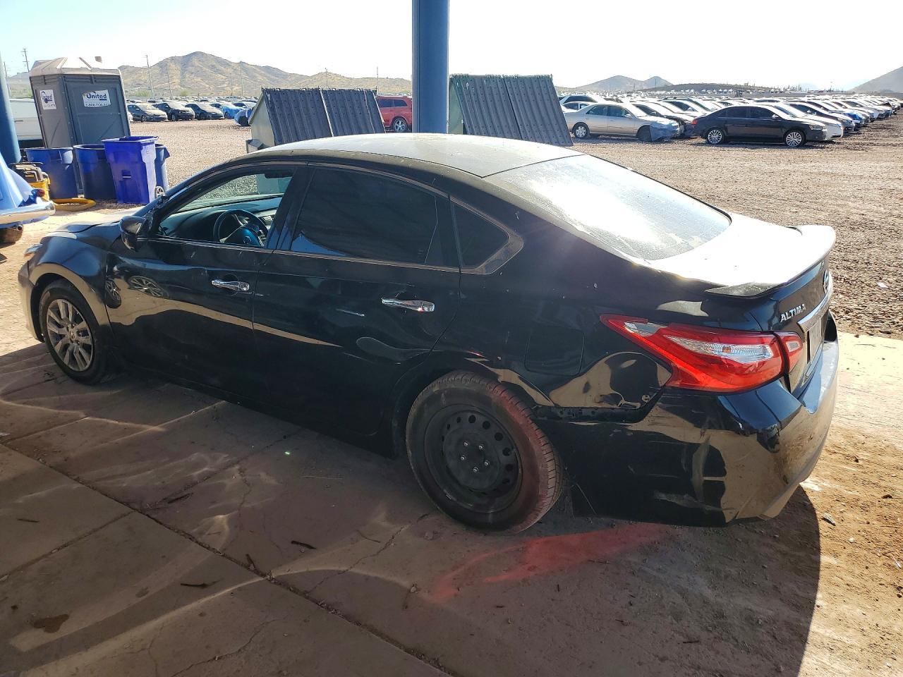 2016 Nissan Altima 2.5 S - Фото 2