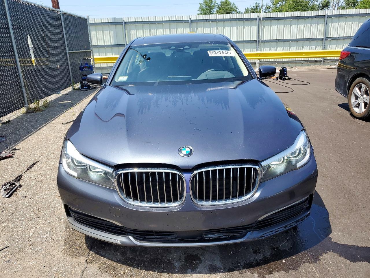 2018 BMW 740 Xi - Image 5