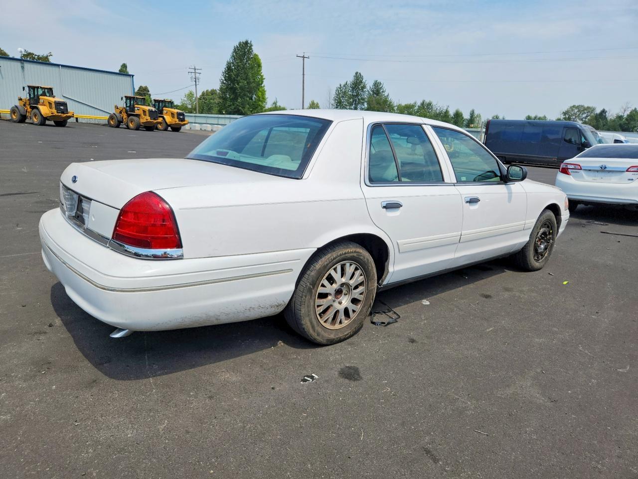 2004 Ford Crown Victoria Lx - Фото 3