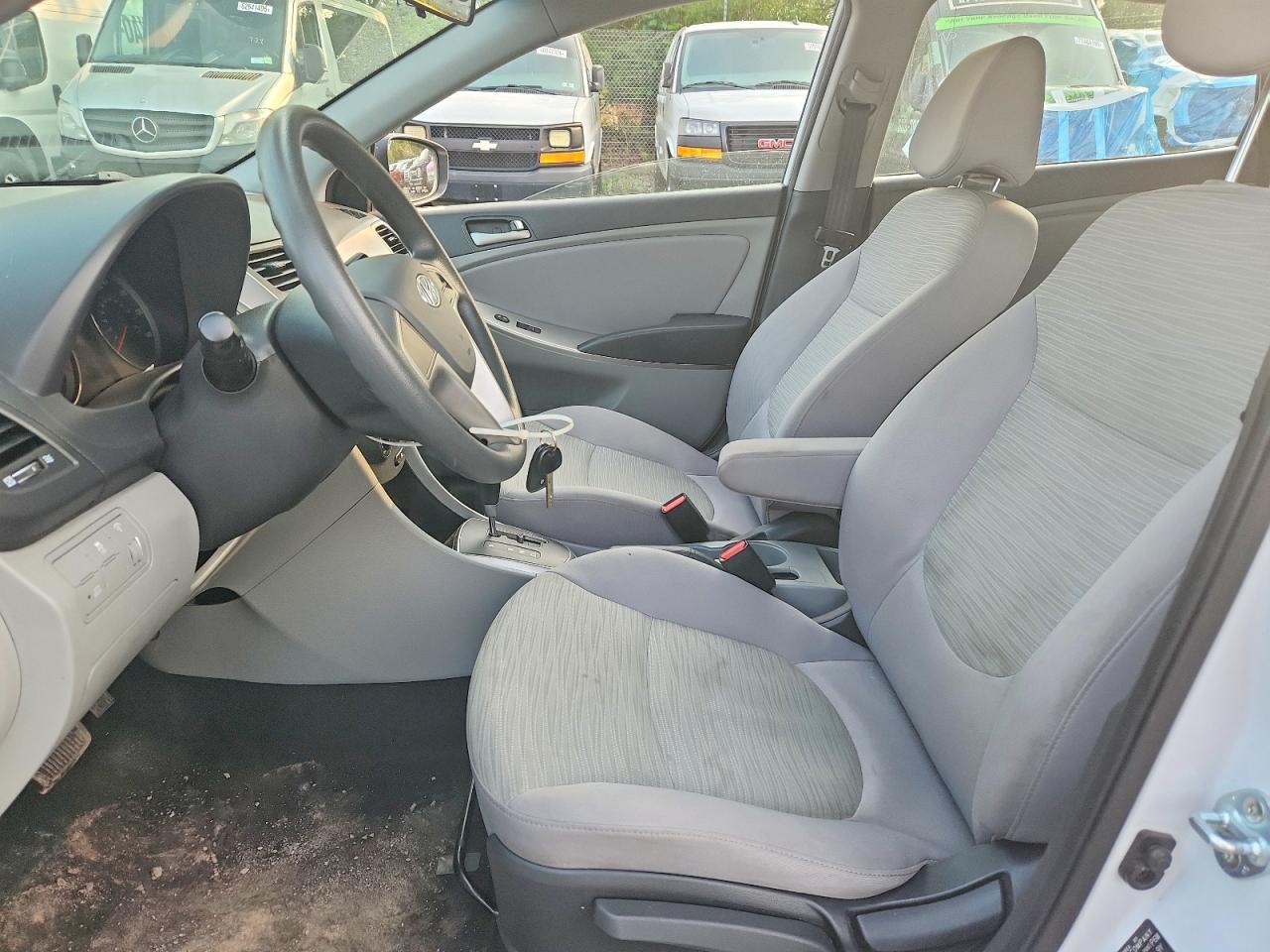 2017 Hyundai Accent Se - Image 7