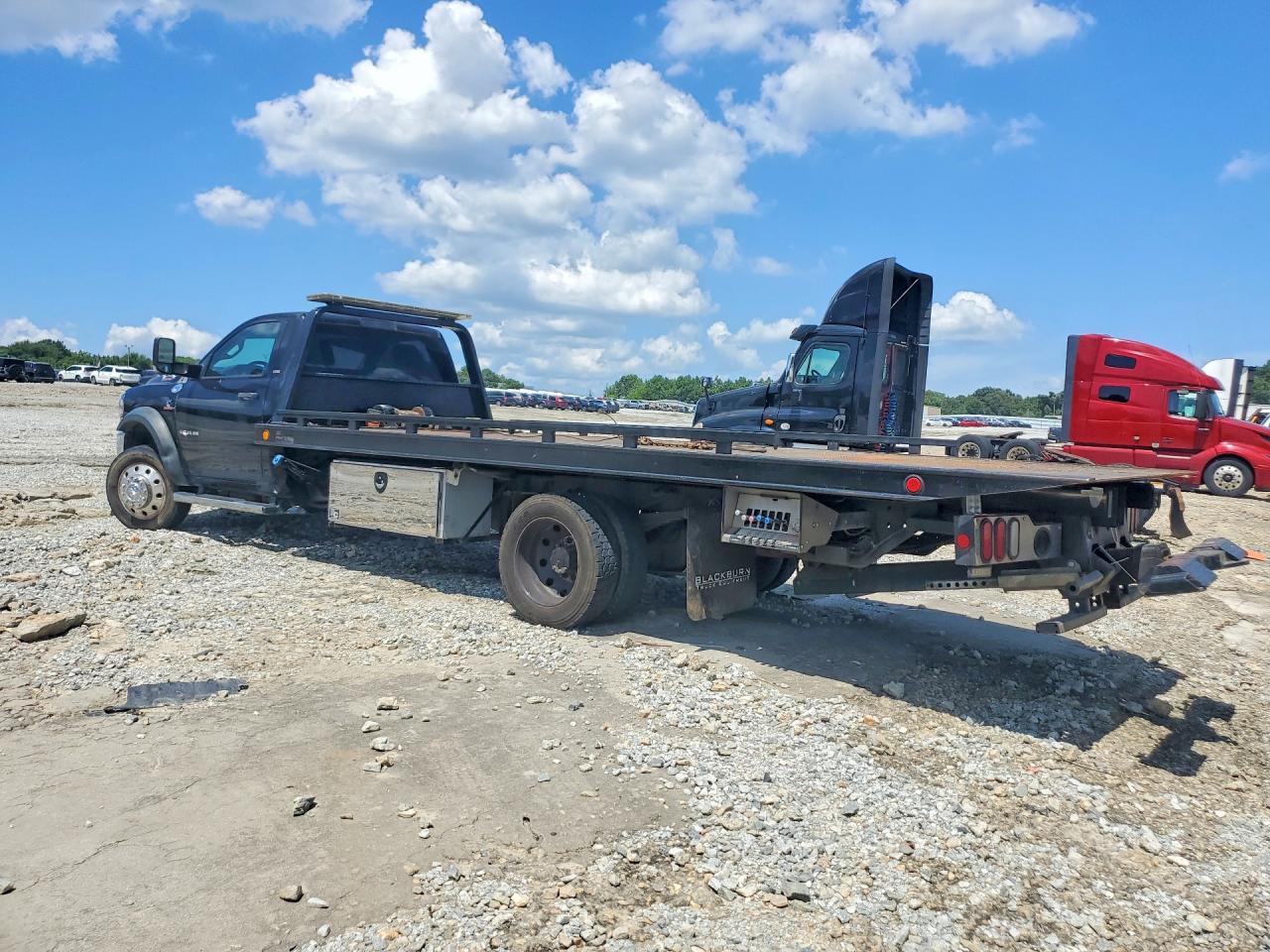 2019 Ram 5500 - Фото 2