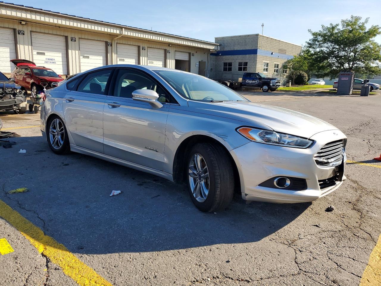 2015 Ford Fusion Se Hybrid - Фото 4