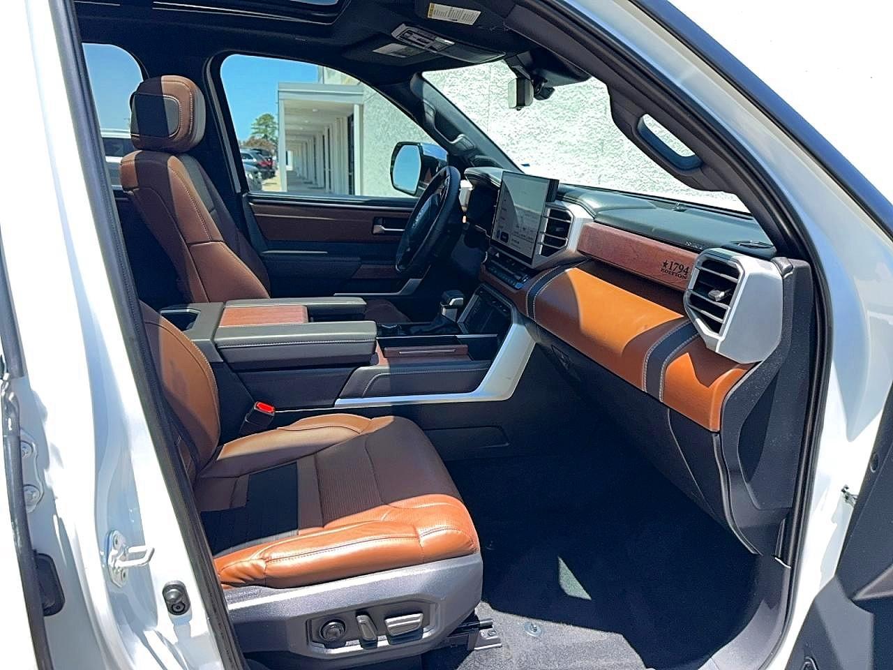 2025 Toyota Tundra 1794 Edition - Фото 5