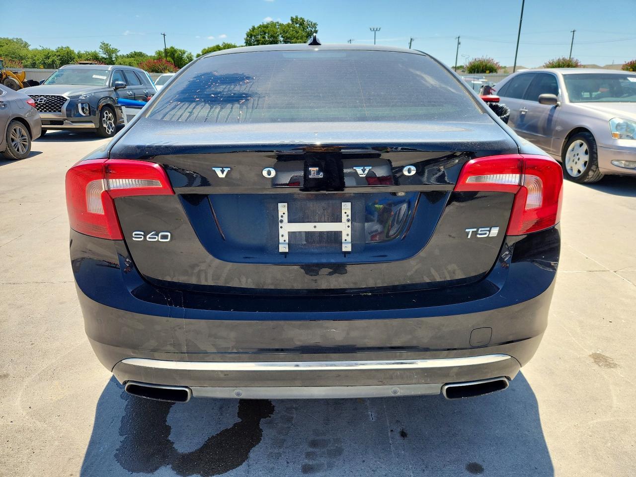 2016 Volvo S60 Premier - Image 6