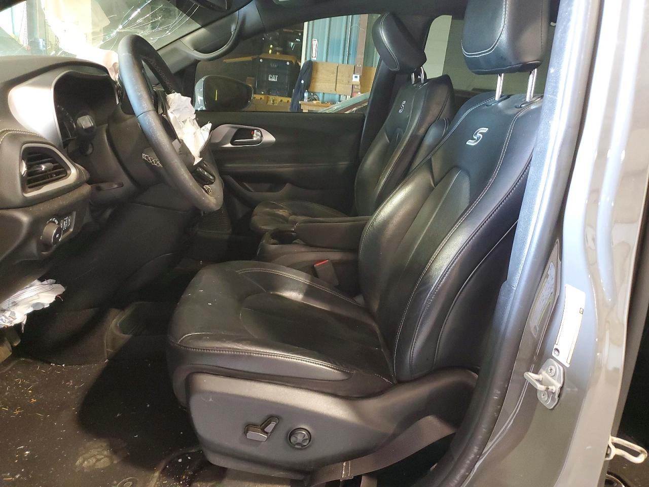 2022 Chrysler Pacifica Touring L - Фото 7
