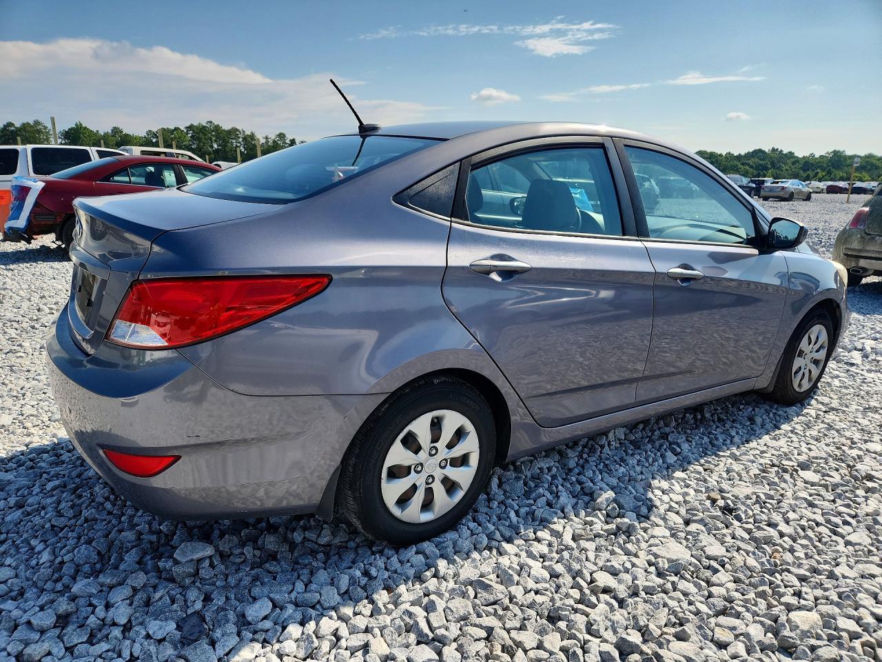 2016 Hyundai Accent Se - Фото 3
