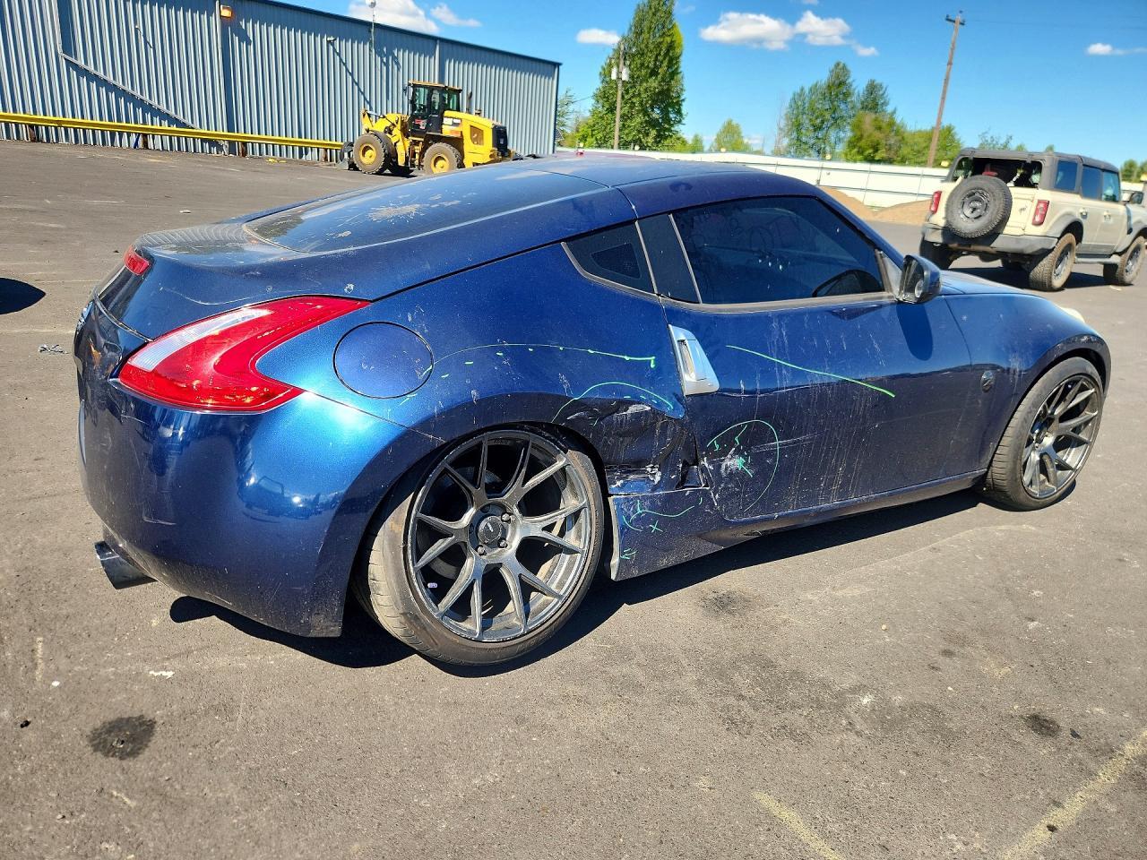 2013 Nissan 370Z Base - Image 3