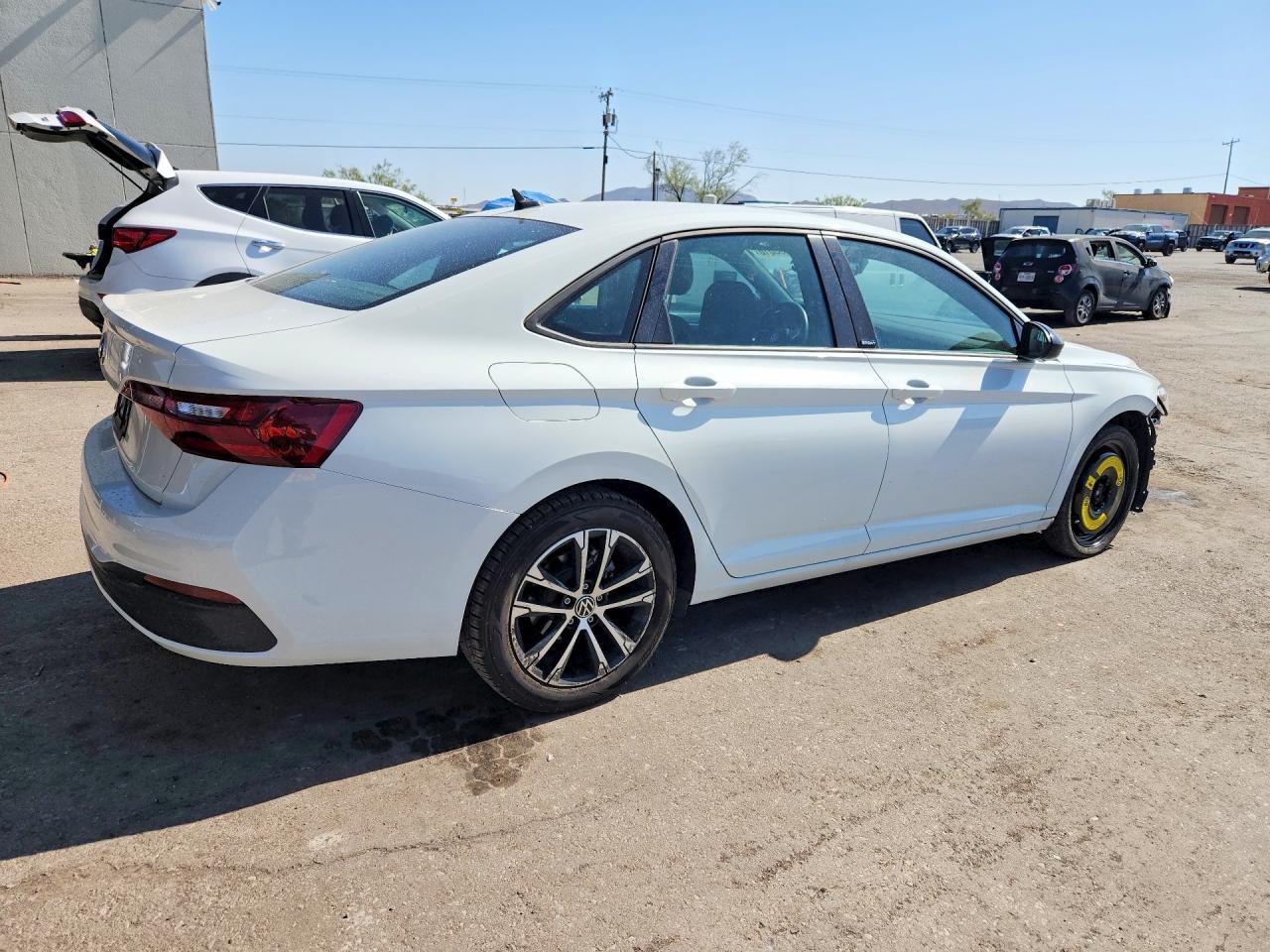 2024 Volkswagen Jetta Sport - Фото 3