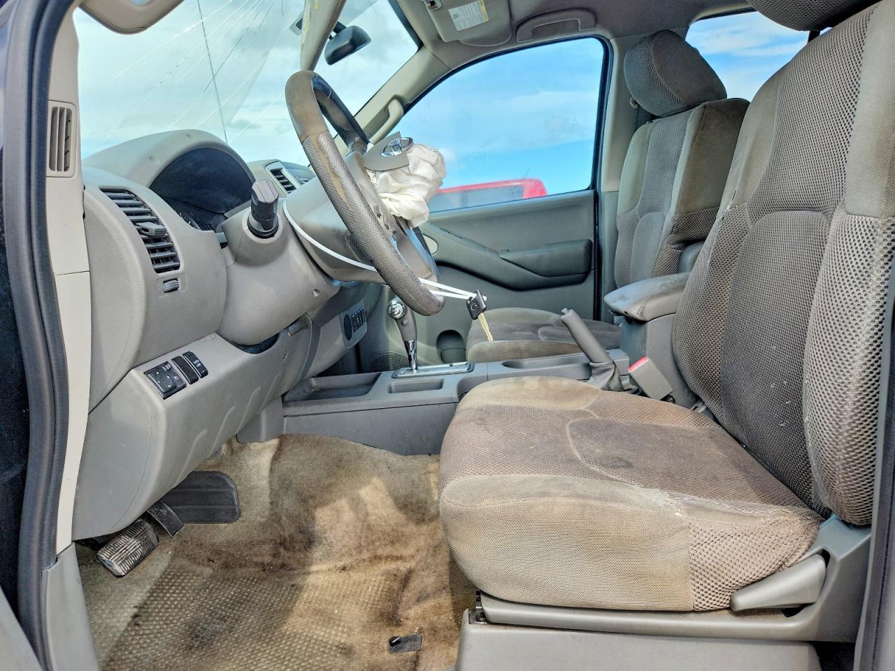 2014 Nissan Frontier S - Фото 7