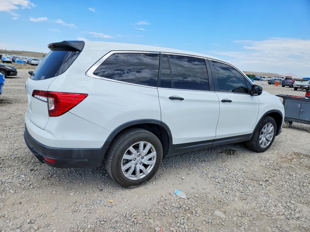 2020 Honda Pilot Lx - Фото 3