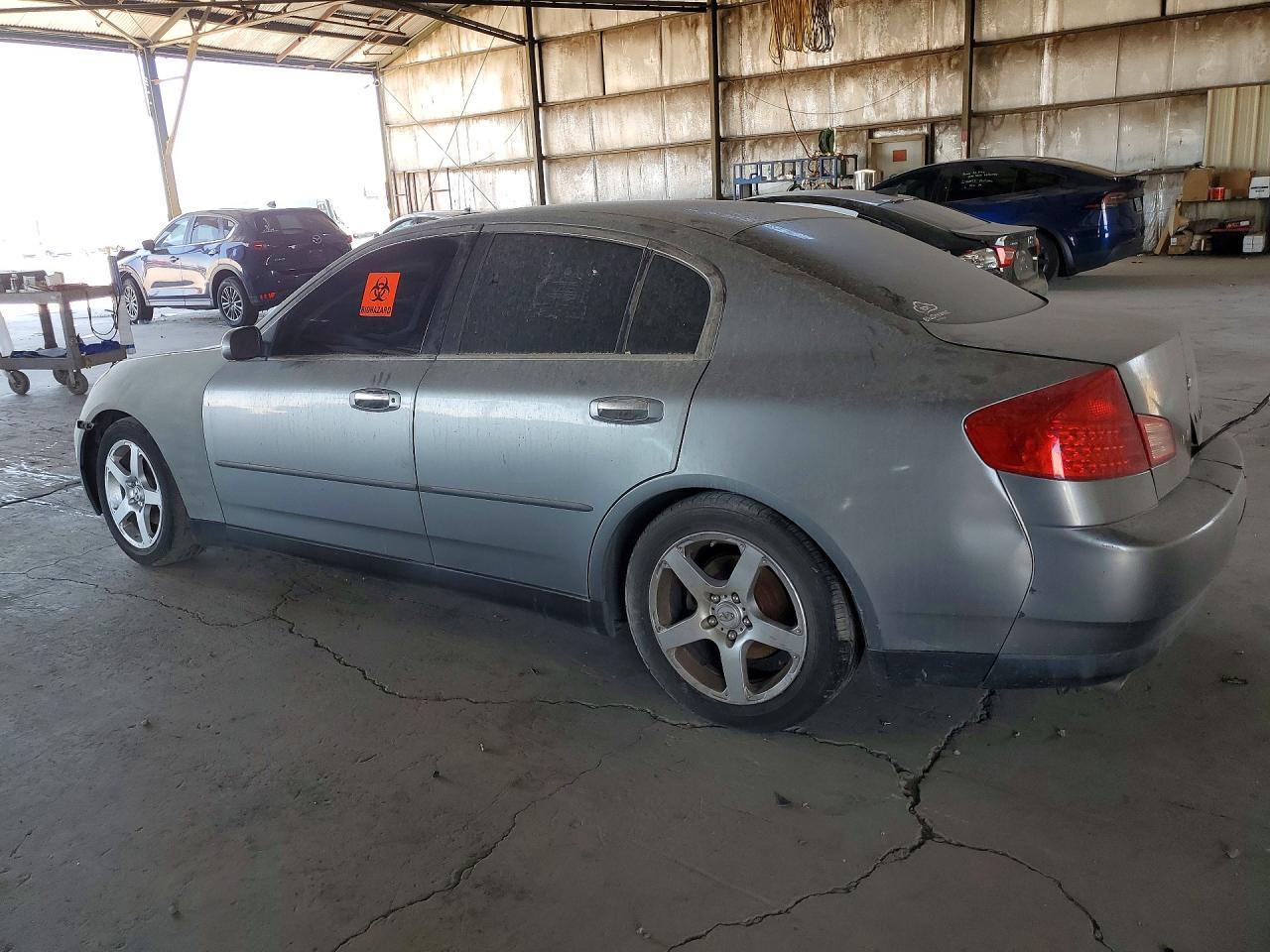 2004 Infiniti G35 Base - Image 2