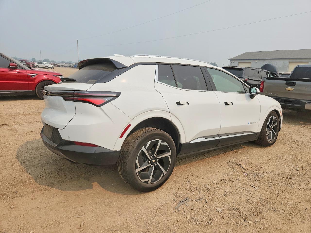2025 Chevrolet Equinox Lt - Image 3
