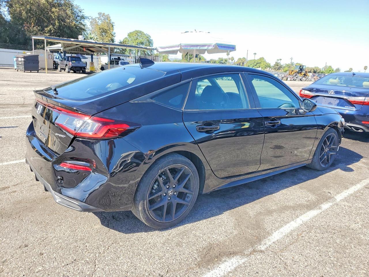 2025 Honda Civic Sport - Фото 3