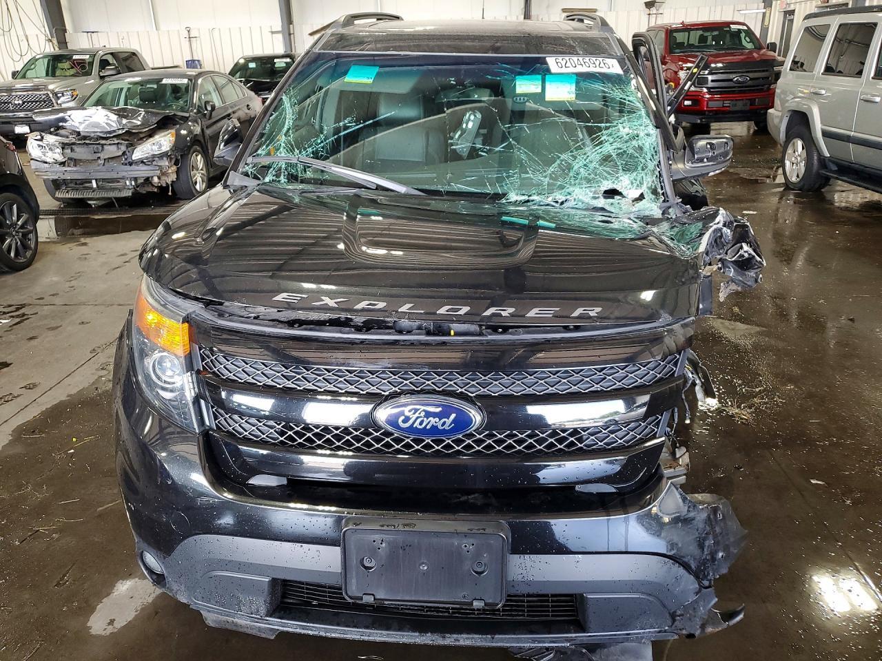 2015 Ford Explorer Sport - Фото 5