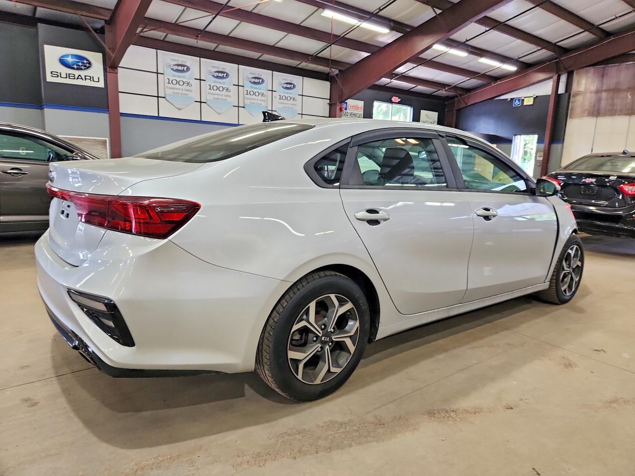 2019 Kia Forte Lxs - Фото 3