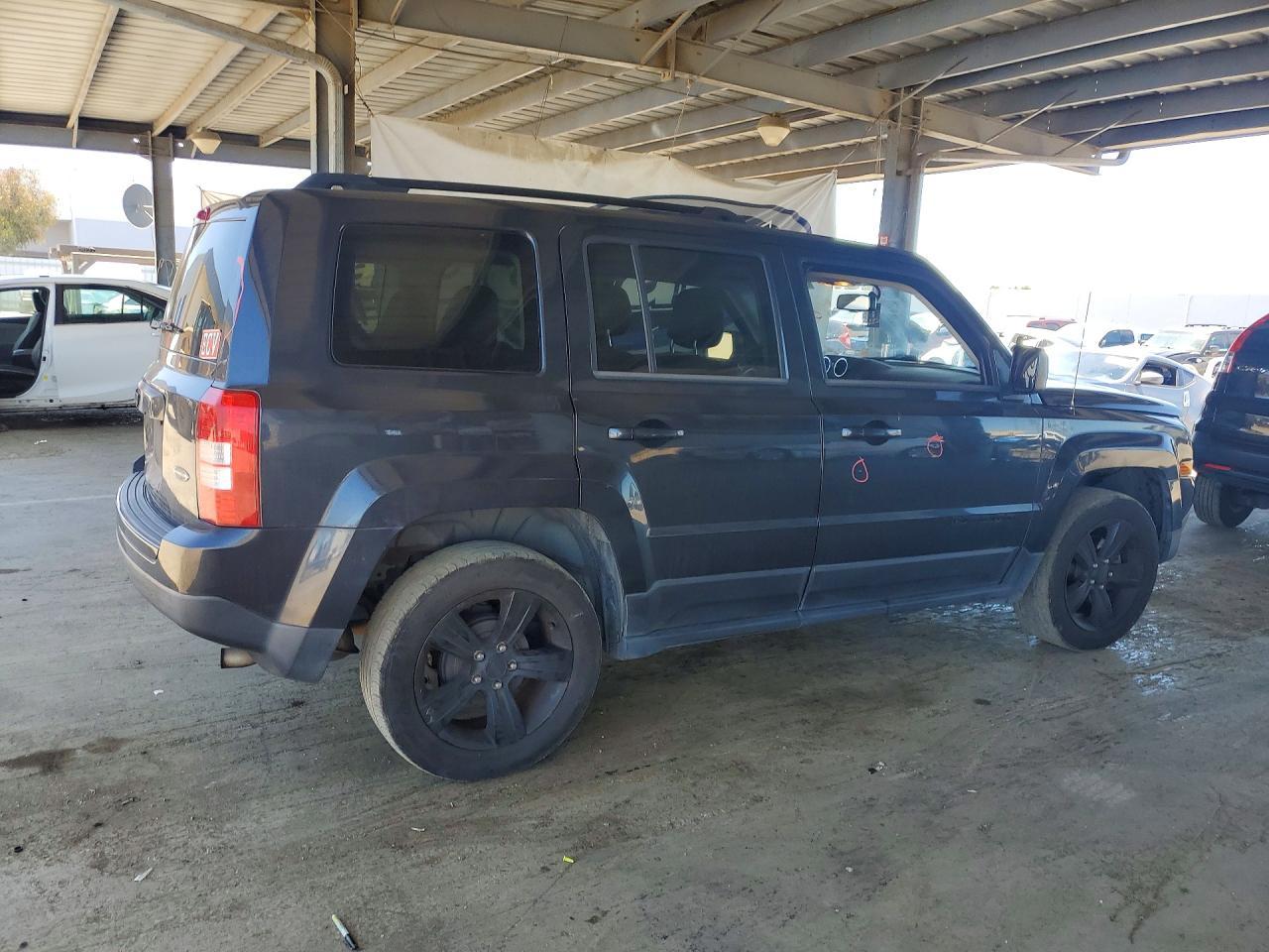 2015 Jeep Patriot Sport - Image 3