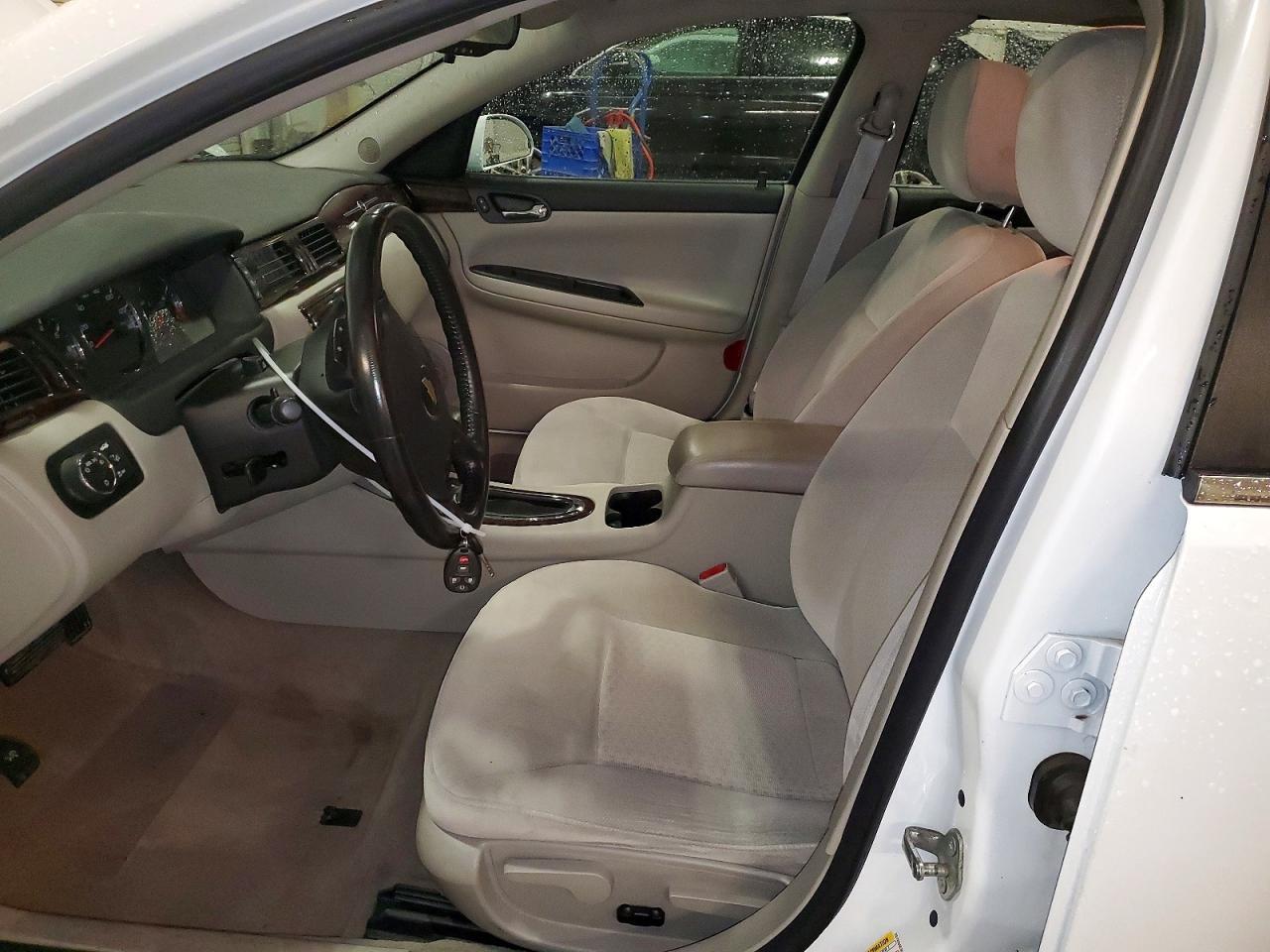2012 Chevrolet Impala Lt - Image 7
