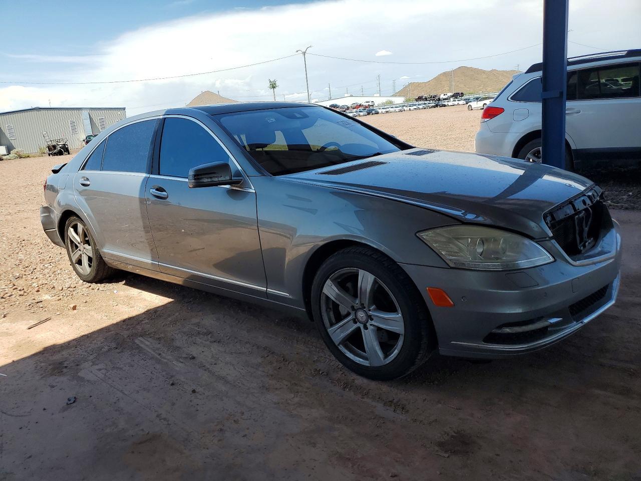 2011 Mercedes-Benz S 550 - Фото 4