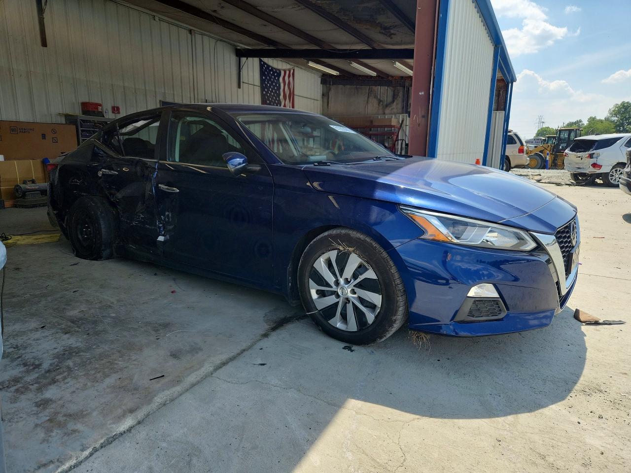 2020 Nissan Altima S - Фото 4